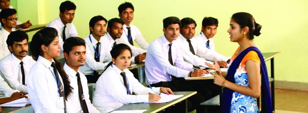 Best MBA College in Lucknow